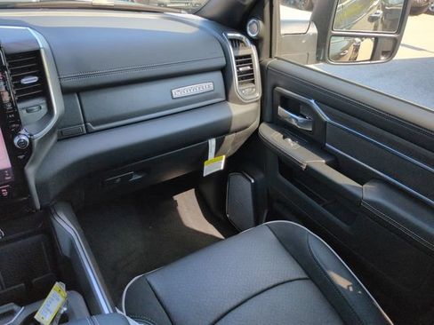 New 2026 RAM 3500 Laramie AWD/4WD image 16