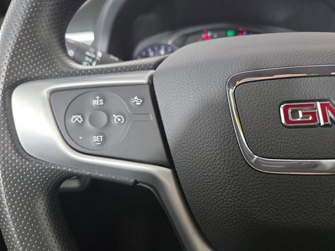 Certified 2023 GMC Acadia SLE w/ Elevation Edition image 16