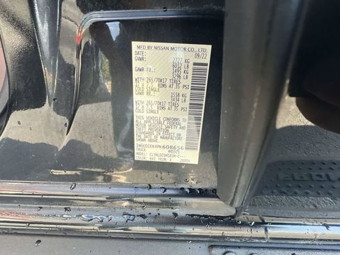 Used 2023 Nissan Frontier PRO-4X w/ Pro Convenience Package image 18