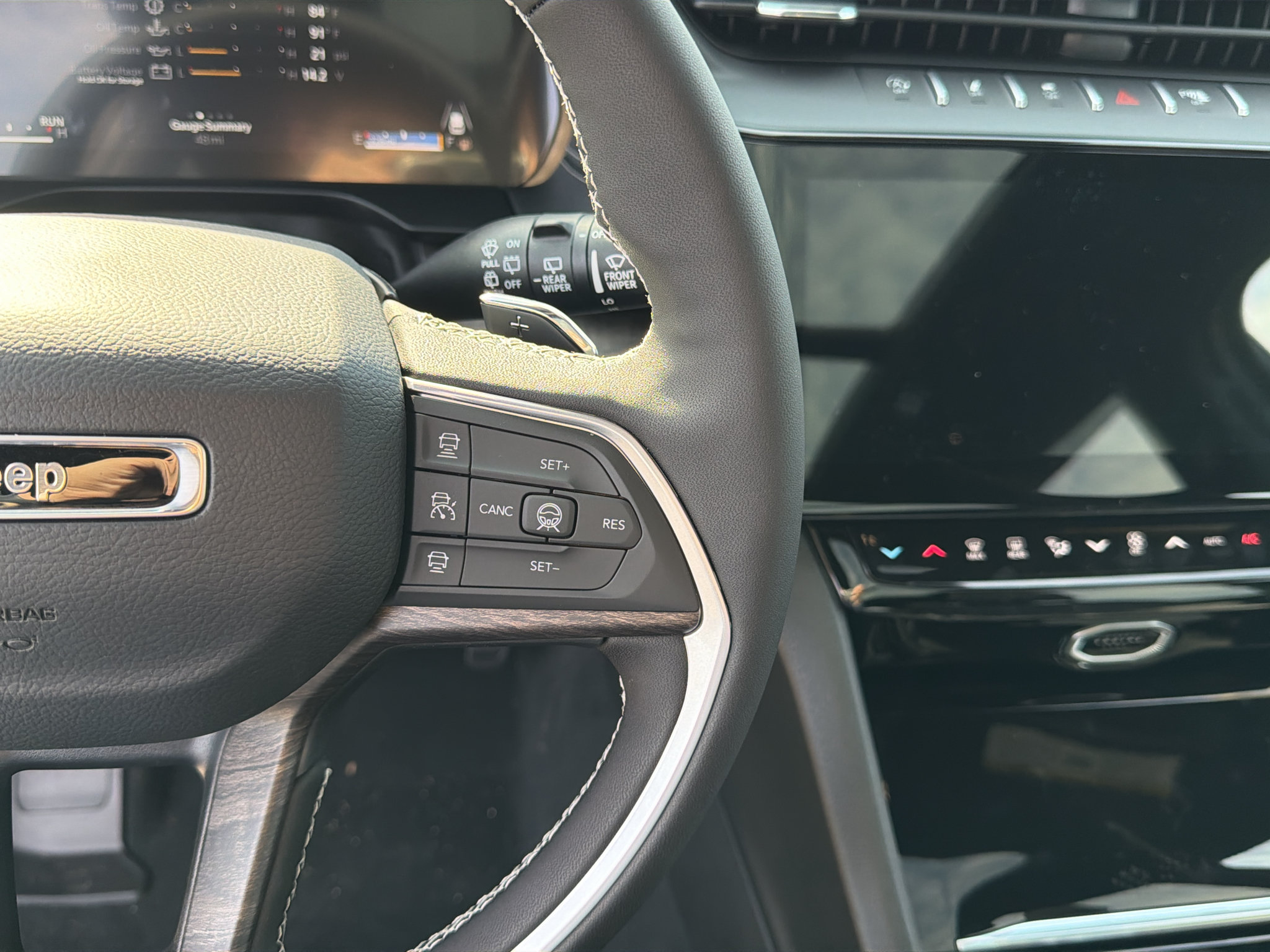 New 2027 Jeep Grand Cherokee Limited AWD/4WD image 33