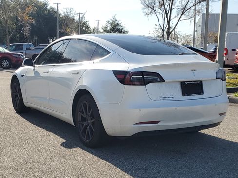 Used 2020 Tesla Model 3 Standard Range image 7