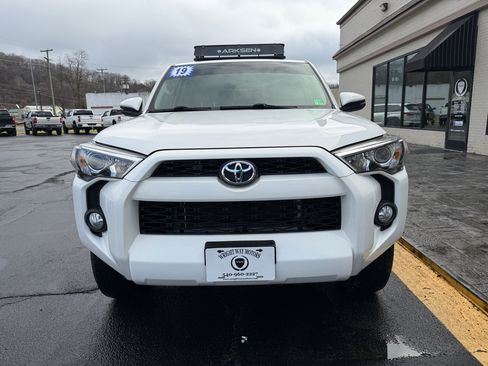Used 2019 Toyota 4Runner SR5 Premium image 7