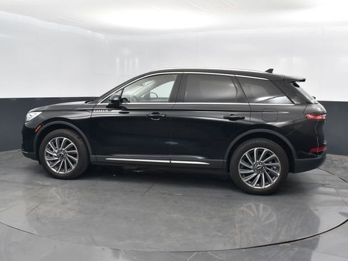 Used 2024 Lincoln Corsair Reserve AWD/4WD image 10