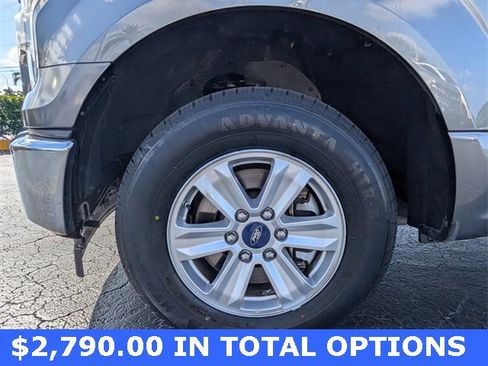 Used 2017 Ford F150 XLT image 9