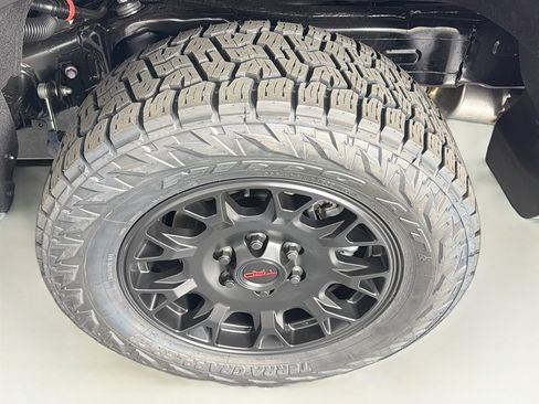 New 2026 Toyota 4Runner SR5 AWD/4WD image 31