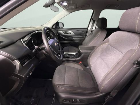 Used 2021 Chevrolet Traverse LT FWD image 17