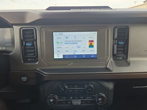 Used 2023 Ford Bronco Outer Banks image 27
