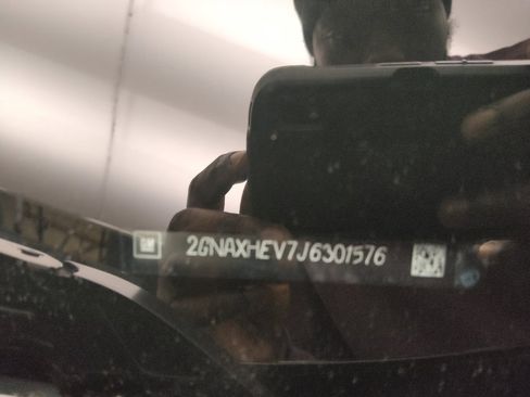 Used 2018 Chevrolet Equinox LS FWD image 33