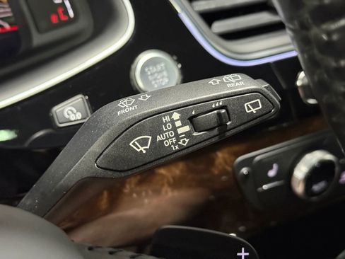 Used 2017 Audi Q7 3.0T Premium Plus AWD/4WD image 29