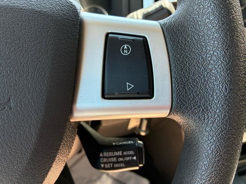 Used 2009 Jeep Grand Cherokee Laredo AWD/4WD image 16