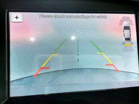 Used 2018 Ford Focus Titanium w/ Titanium Technology Package FWD image 21