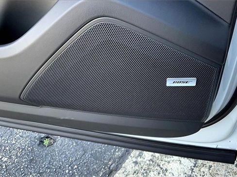 New 2025 Porsche Cayenne Coupe image 33