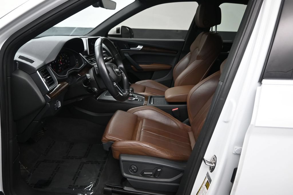 Used 2020 Audi Q5 2.0T Premium Plus AWD/4WD image 16