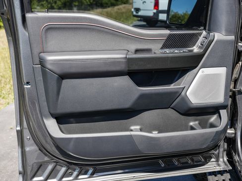 Used 2025 Ford F150 Raptor AWD/4WD image 20