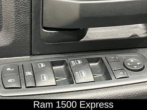 Used 2017 RAM 1500 Express image 18