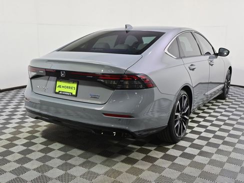 Used 2025 Honda Accord Touring image 6