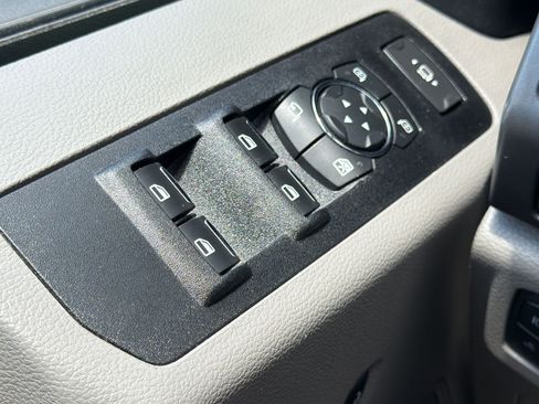 Used 2022 Ford F250 XLT w/ XLT Value Package AWD/4WD image 26