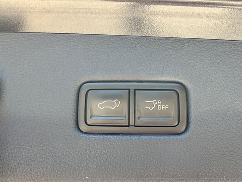 Used 2025 Kia Carnival SX Prestige FWD image 29
