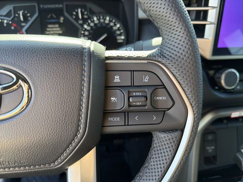 New 2026 Toyota Tundra SR5 AWD/4WD image 31