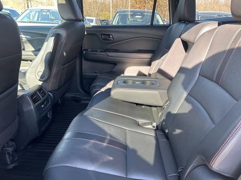 Used 2022 Honda Pilot TrailSport image 27