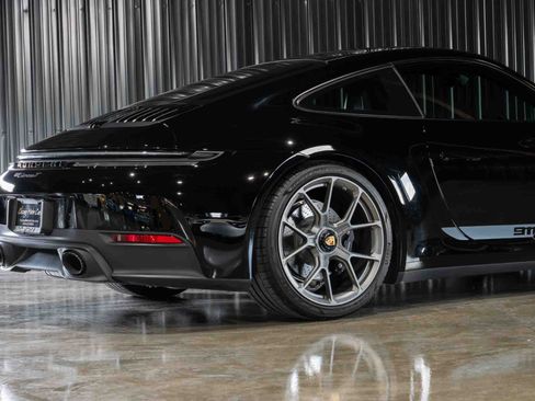 Used 2026 Porsche 911 Carrera T RWD image 39