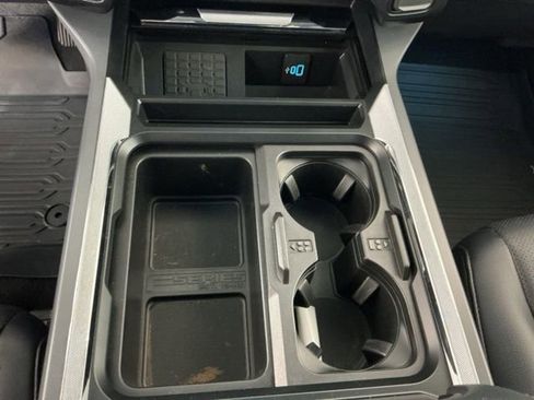 Used 2025 Ford F350 Lariat w/ Black Appearance Package image 22