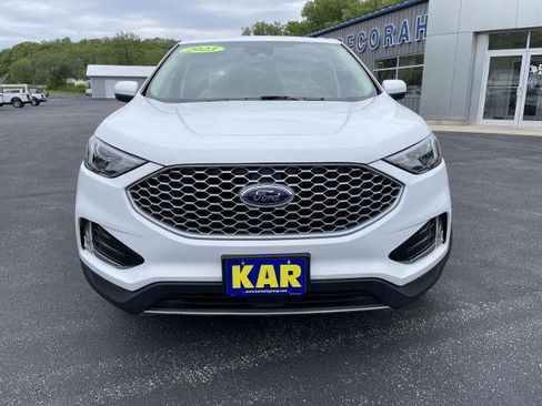 Certified 2023 Ford Edge SEL w/ Convenience Package AWD/4WD image 4