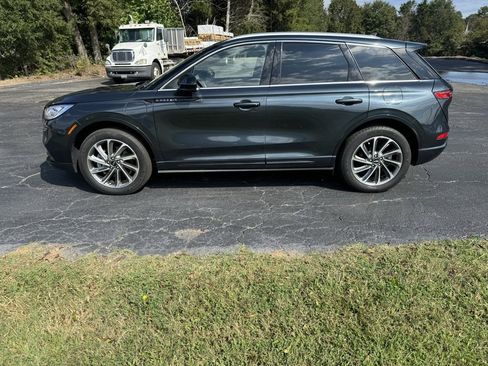 Used 2022 Lincoln Corsair Grand Touring w/ Elements Technology Bundle image 2