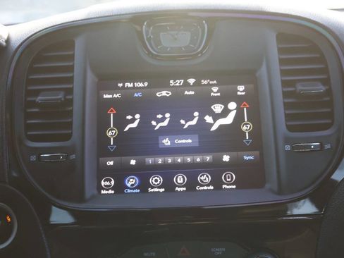 Used 2020 Chrysler 300 S image 20