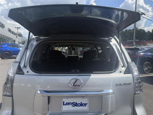 Used 2019 Lexus GX 460 Premium AWD/4WD image 12