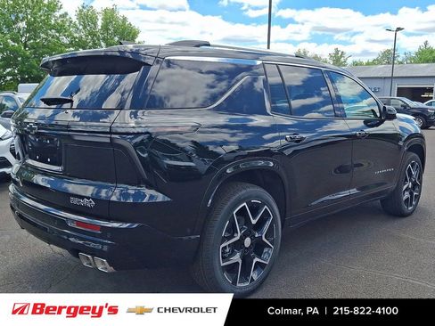 New 2026 Chevrolet Traverse High Country w/ LPO, Floor Liner Package AWD/4WD image 3