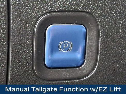 Used 2021 Chevrolet Silverado 2500 Custom w/ Custom Value Package image 30