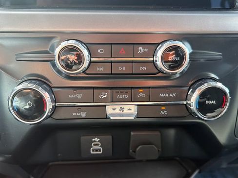 Used 2025 Ford F150 XLT w/ Equipment Group 301A Standard AWD/4WD image 35