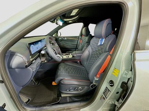 New 2026 Genesis GV80 3.5T e-SC AWD/4WD image 16