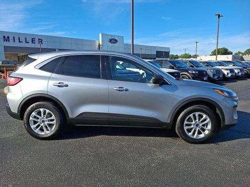 Certified 2022 Ford Escape SE AWD/4WD image 7
