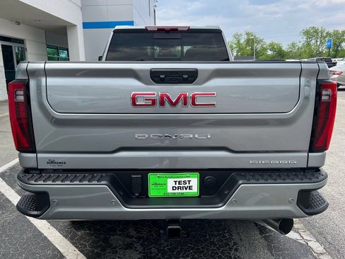 New 2026 GMC Sierra 2500 Denali AWD/4WD image 5