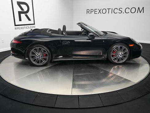 Used 2015 Porsche 911 Carrera 4 AWD/4WD image 16