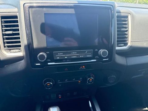 Used 2022 Nissan Frontier SV w/ Technology Package RWD image 31