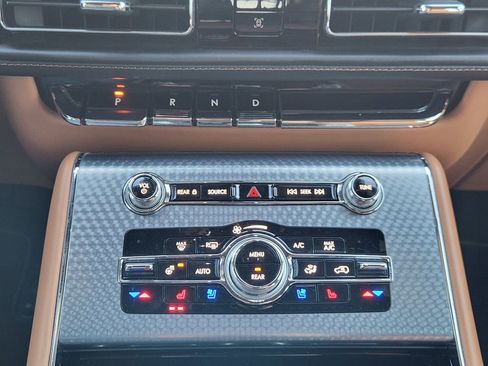 Used 2022 Lincoln Aviator Black Label image 20