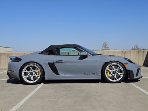 Used 2025 Porsche 718 Boxster Spyder RS image 9