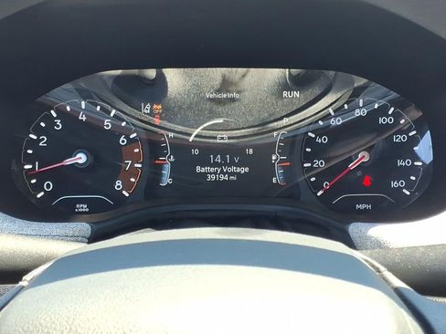 Used 2025 Jeep Compass Sport AWD/4WD image 17