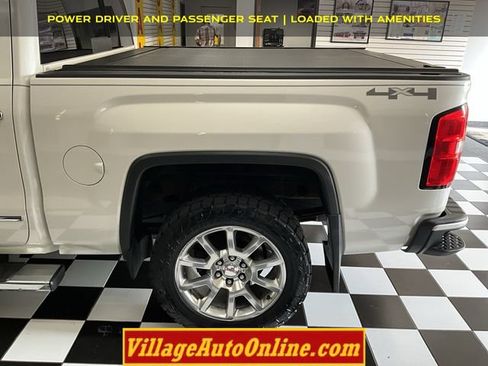 Used 2015 GMC Sierra 1500 Denali w/ Driver Alert Package AWD/4WD image 9