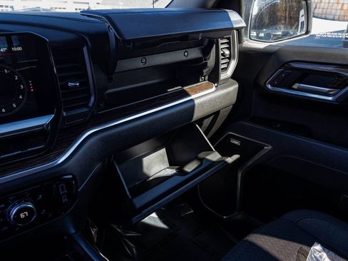 Used 2025 GMC Sierra 1500 Elevation w/ Preferred Package AWD/4WD image 19