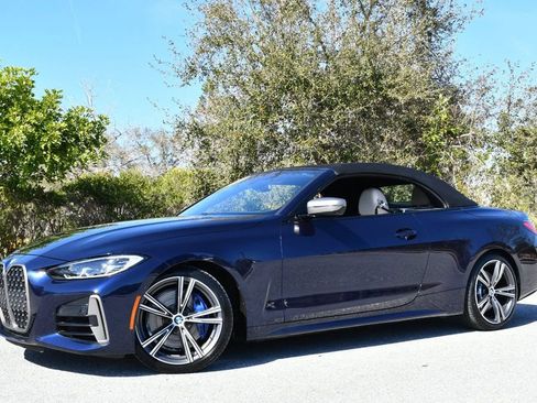 Used 2024 BMW M440i Convertible w/ Premium Package image 26