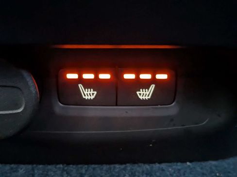 Certified 2023 Volvo XC40 Recharge Plus AWD/4WD image 17