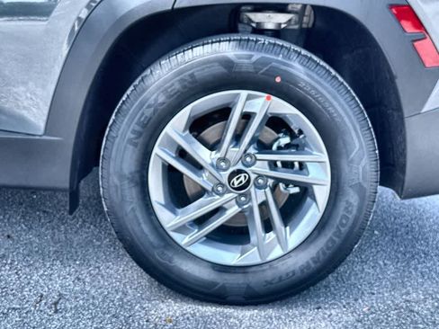 New 2026 Hyundai Tucson SE FWD image 11