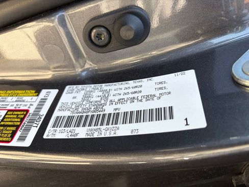 Used 2023 Toyota Sequoia Platinum AWD/4WD image 14