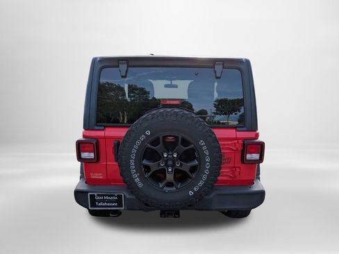 Used 2022 Jeep Wrangler Sport AWD/4WD image 5
