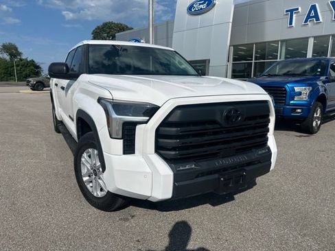 Used 2023 Toyota Tundra SR5 AWD/4WD image 5