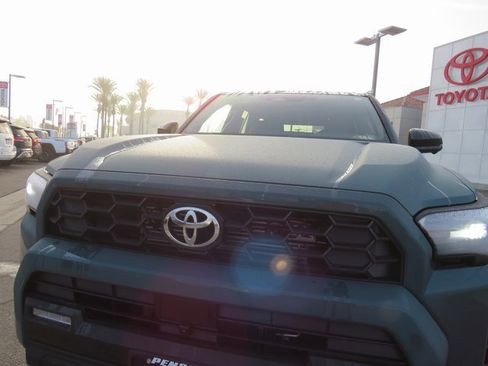 New 2026 Toyota 4Runner TRD Off-Road Premium image 5